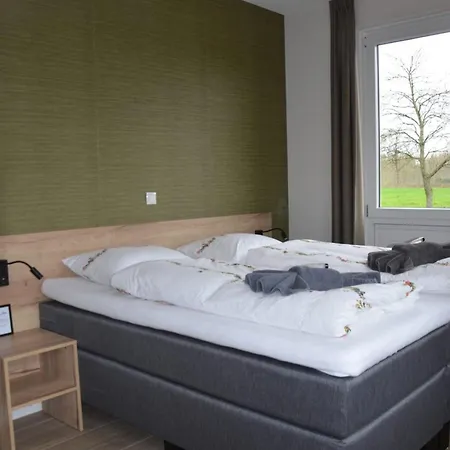 Couette-café Familie Versantvoort 3*