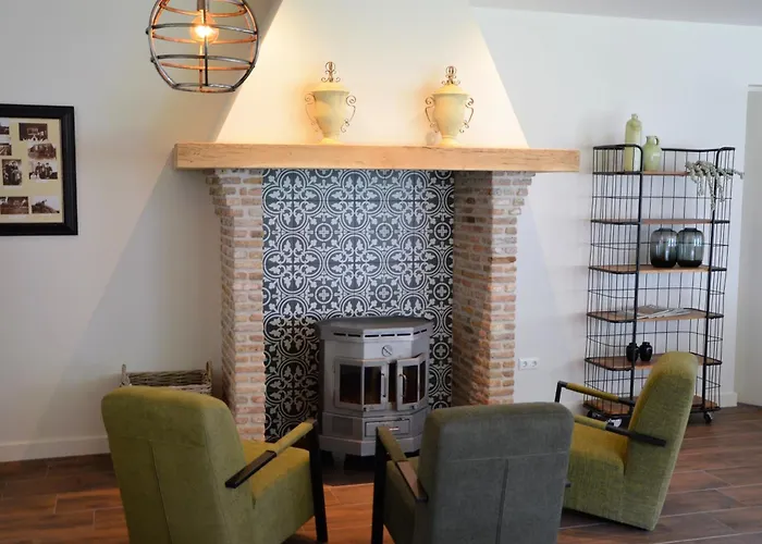 Familie Versantvoort Bed and Breakfast 3*